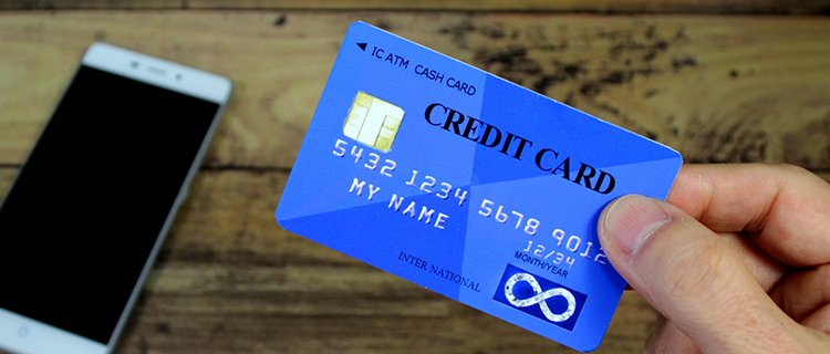 クレジットカード会社が20代向けのサービスを実施する理由